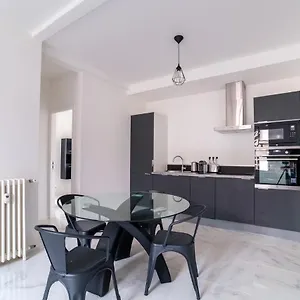 J Appartement Juan-les-Pins